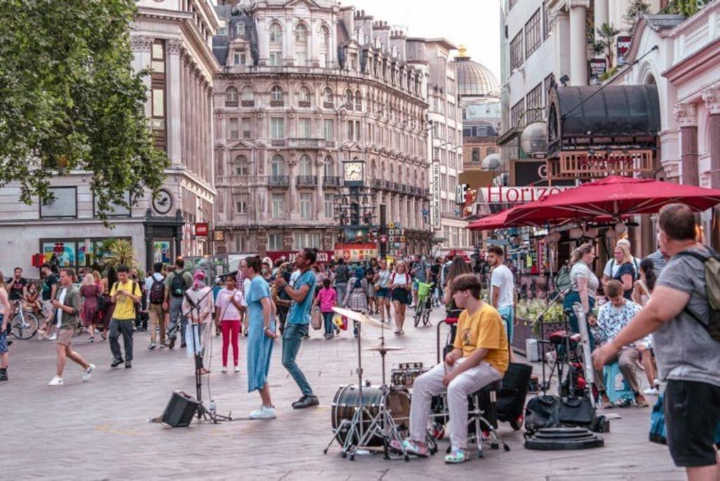 Chic Studio In Leicester Sqaure! ロンドン エクステリア 写真