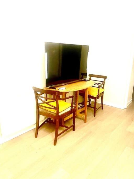 Chic Studio In Leicester Sqaure! ロンドン エクステリア 写真